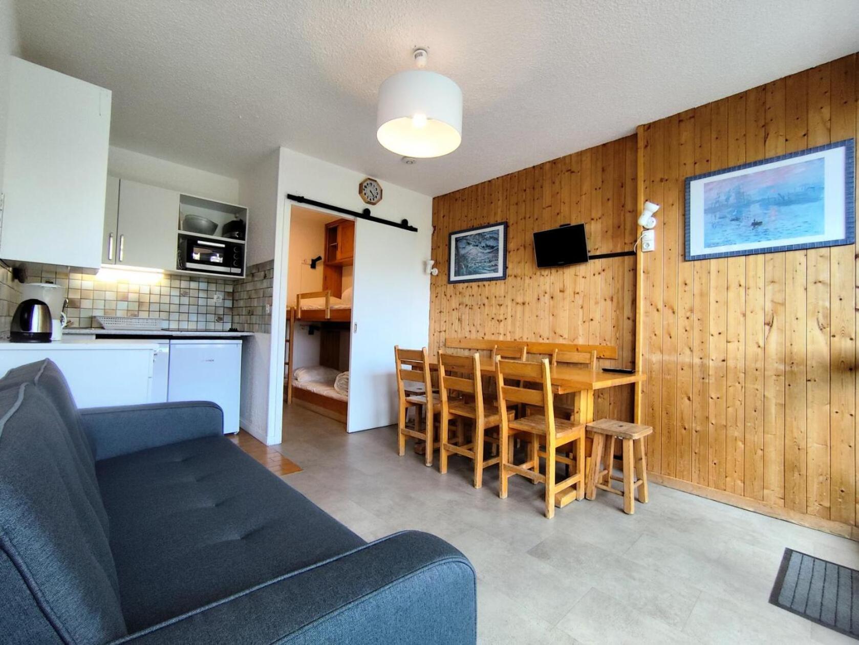 Du Lou - Location: De 38 M2 Au 7eme Etage, Skis Aux Pieds, Balcon Expose Sud Mae-9021 Apartment *
